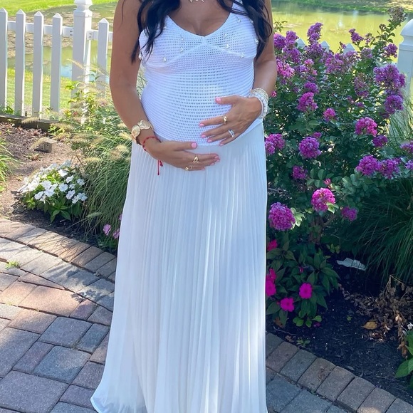 Meshki White Maxi Dress - Picture 1 of 2